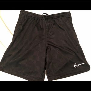 NIKE HOLOGRAPHIC CHECKERED ATHLETIC SHORTS